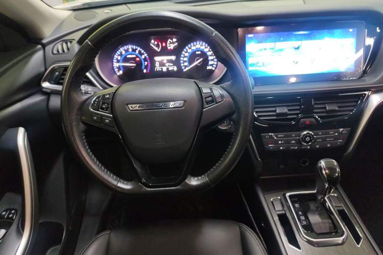 Used Venucia T90 2018 2.0L CVT Smart Connect Luxury Edition China V Standard
