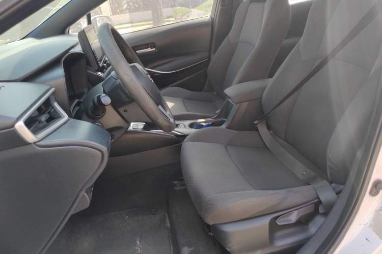 Used Toyota Levin 2022 Dual-Motor 1.8H E-CVT Leading Edition
