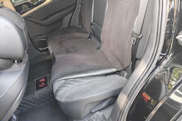 Used Hongqi HS5 2022 Revised Version 2.0T Smart Connect Flagship Edition
