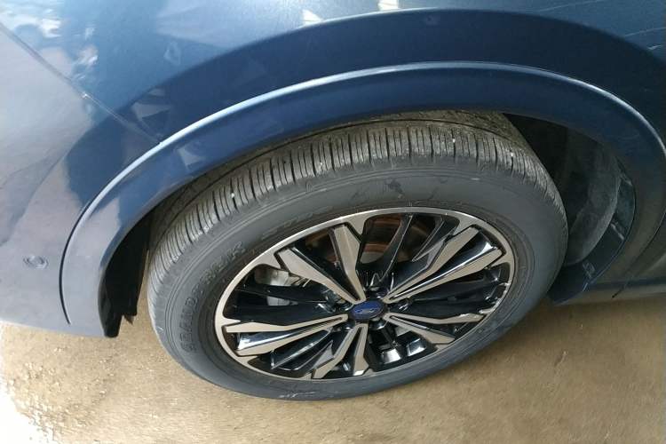 Used Ford Escape 2020 EcoBoost 245 Four-Wheel Drive ST-LINE Deluxe Edition
