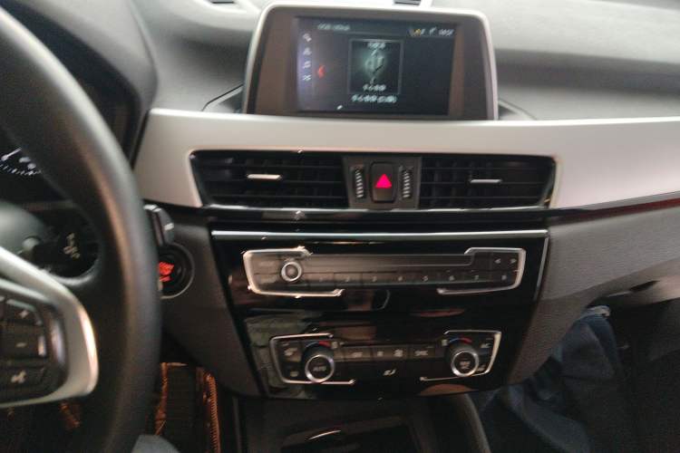 Used BMW X1 2018 sDrive18Li Fashion Model Audio And AC Panel