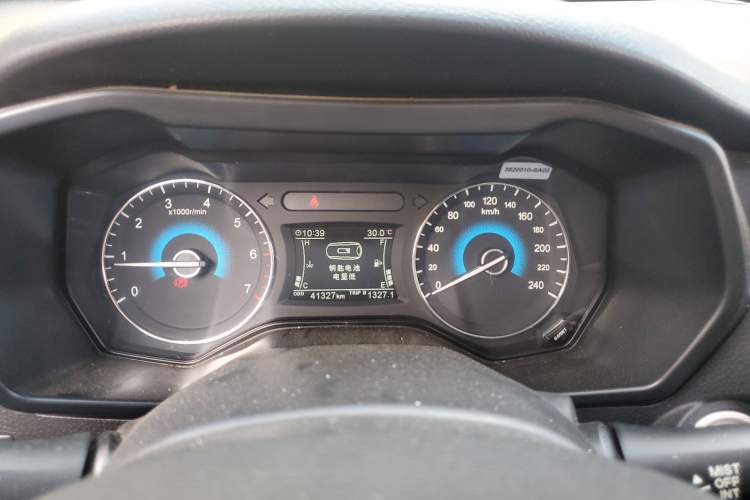 Used Dongfeng Fengon 580 2016 1.5T Manual Luxury Edition