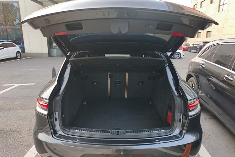 Used Porsche Macan 2018 Macan 2.0T