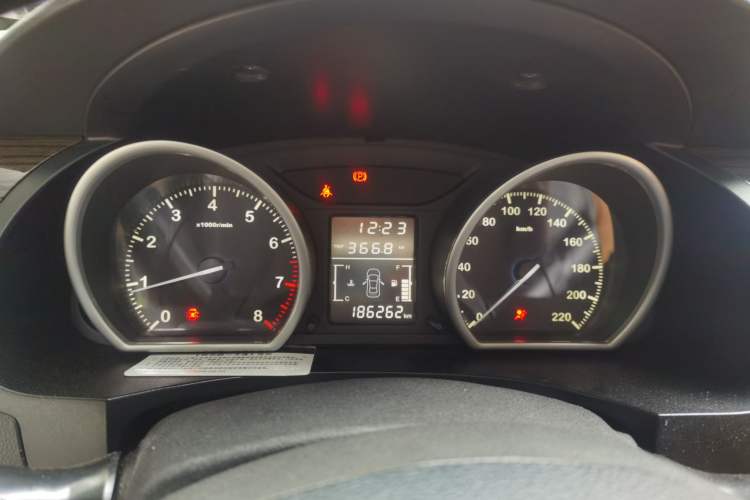 Used Zotye T600 2014 1.5T Manual Luxury Model
