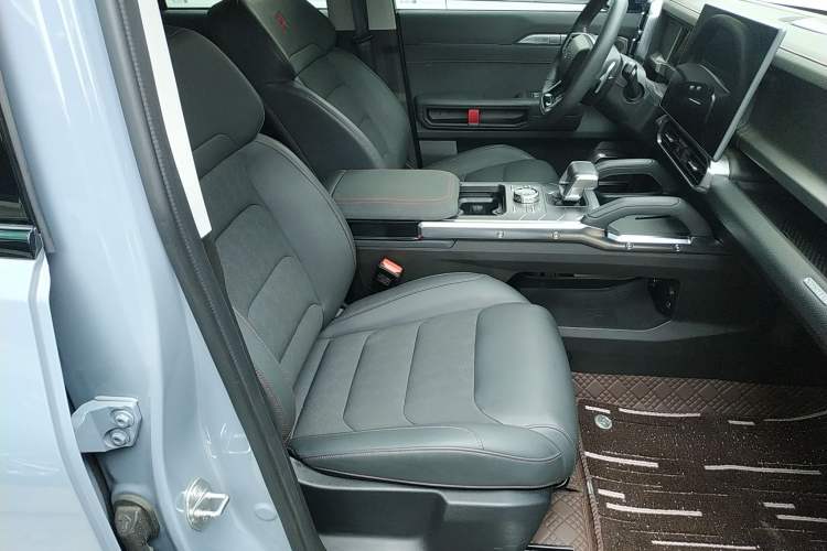 Used JETOUR Traveler 2023 2.0T All-Wheel-Drive CrossPRO