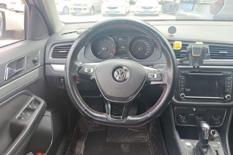 Used Volkswagen Gran Lavida 2017 180TSI DSG Comfort Edition Steering Wheel