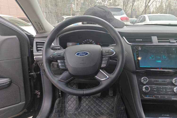 Used Ford Taurus 2018 EcoBoost 245 Fashion Edition China V Standard
