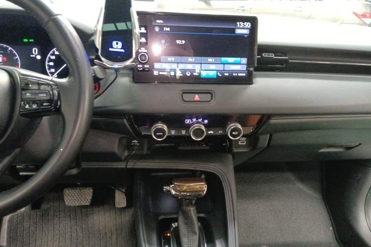 Used Honda Vezel 2023 1.5L CVT Pioneer Edition Audio And AC Panel