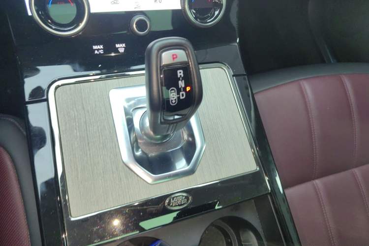 Used Land Rover Range Rover Evoque 2022 Aurora L 249 PS R-Dynamic Luxury Edition