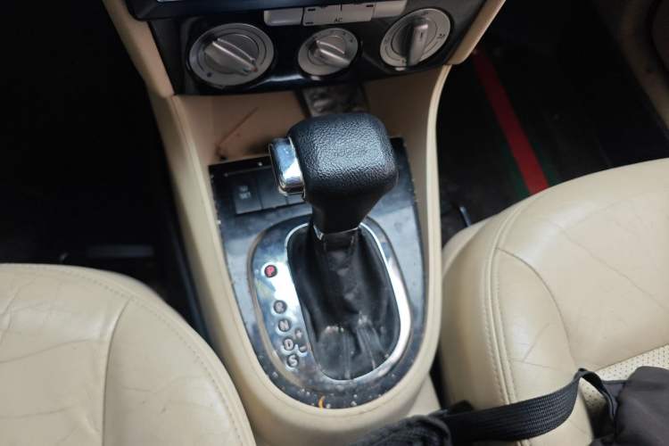 Used Volkswagen Lavida 2008 1.6L Automatic Prestige Edition
