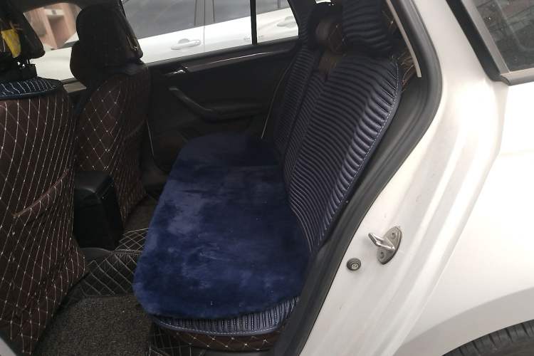 Used Volkswagen Santana 2015 Haval H6 1.6L Automatic Luxury Model Left Rear Seat