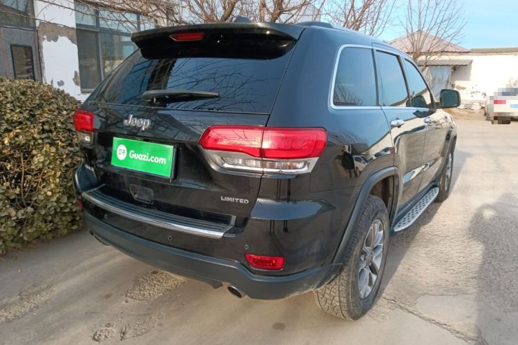 Used Jeep Grand Cherokee 2014 3.0L Comfort Navigation Edition Rear Right 45 Deg