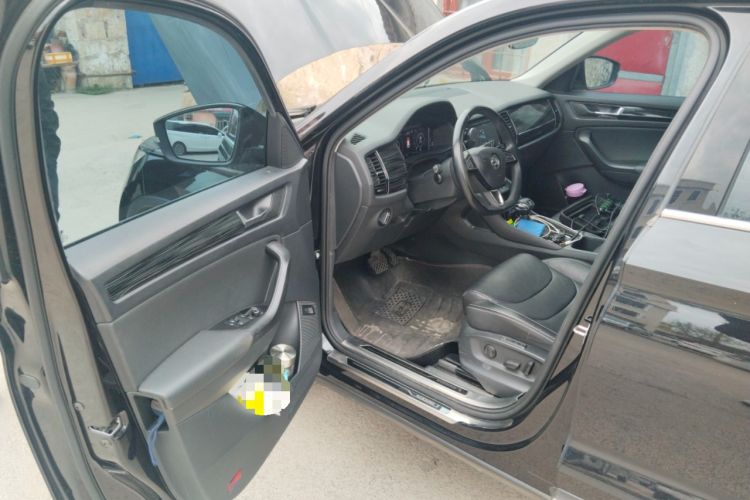 Used Skoda Kodiaq 2019 Facelifted TSI330 5-Seater Two-Wheel-Drive Luxury Enjoyment Edition China VI Standard Driver Seat