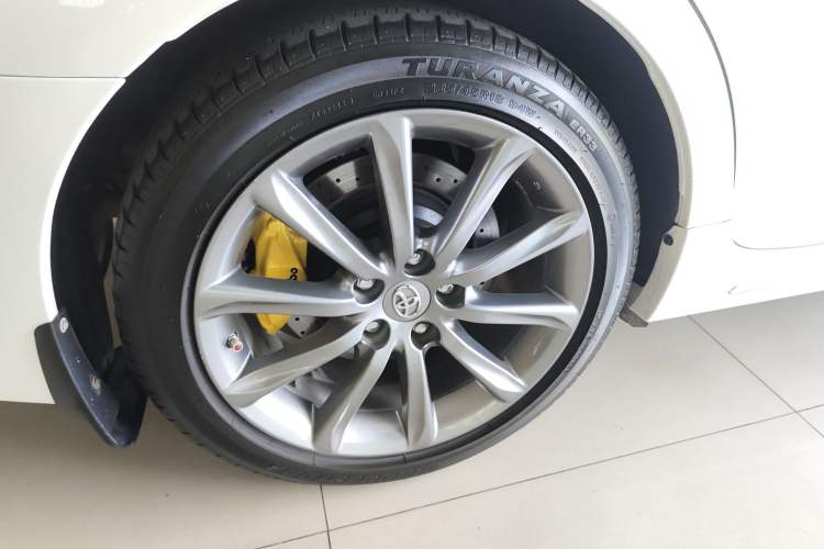 Used Toyota Reiz 2013 2.5V Shangrui Edition Right Rear Wheel Hub