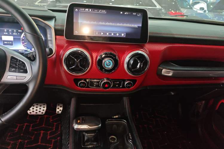 Used BAIC Off-Road BJ40 2020 2.0T Automatic Four-Wheel Drive Urban Hunter Edition Chivalrous Type