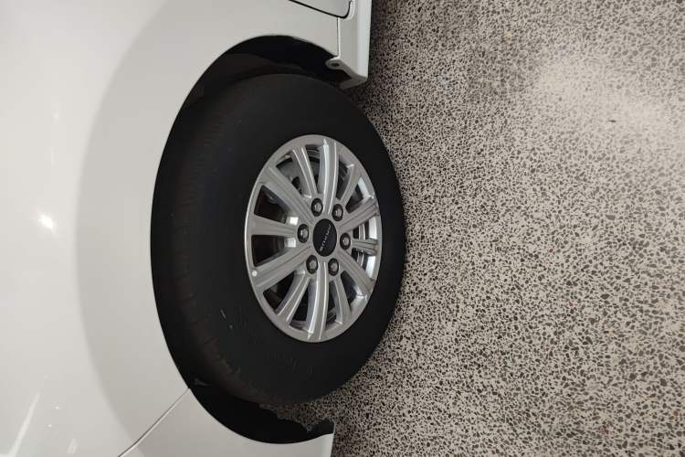 Used SAIC MAXUS G20 2023 Facelifted ES 2.0T Diesel Manual - Exceptional Value Edition