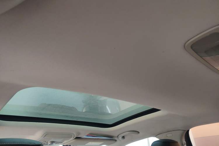 Used Skoda Octavia 2016 1.6L Automatic Chuanxing Edition Headliner