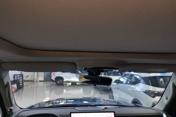 Used JETOUR Traveler 2023 1.5T Two-Wheel Drive Discovery PRO Headliner