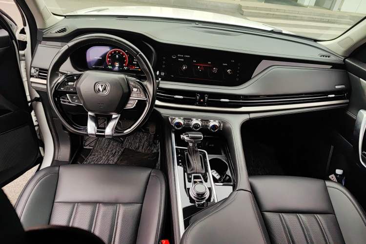 Used CHANGAN CS95 2019 2.0T Four-Wheel Drive Prestige Version