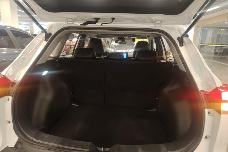 Used Toyota Corolla Cross 2022 2.0L Luxury Edition
