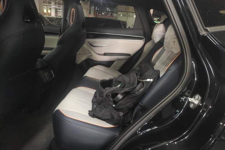 Used BYD Song PLUS New Energy 2024 HONOR Edition DM-i 110km Flagship Model Left Rear Seat