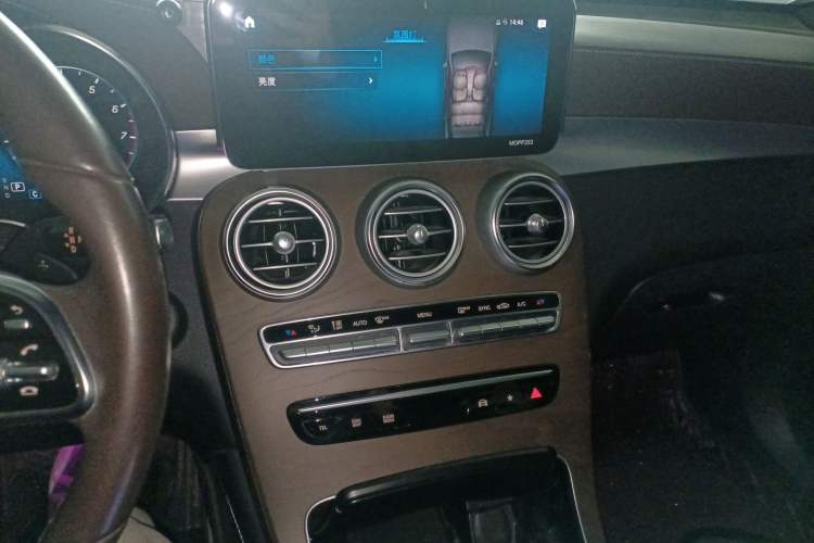 Used Mercedes-Benz GLC 2020 GLC 260 L 4MATIC Luxury Model
