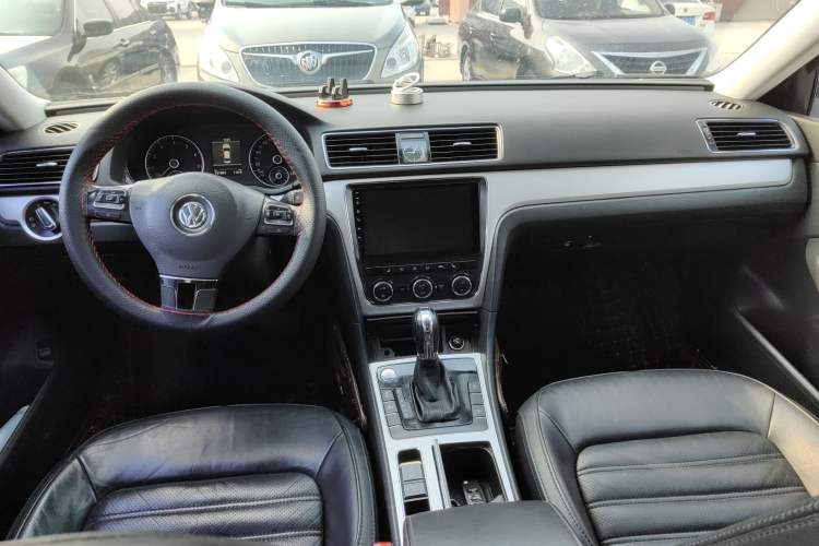 Used Volkswagen Passat 2014 1.8TSI DSG Prestige Edition
