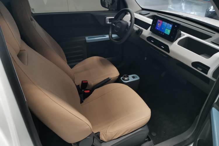 Used Geely Galaxy Panda 2024 Panda Mini 200km Endurance Bear