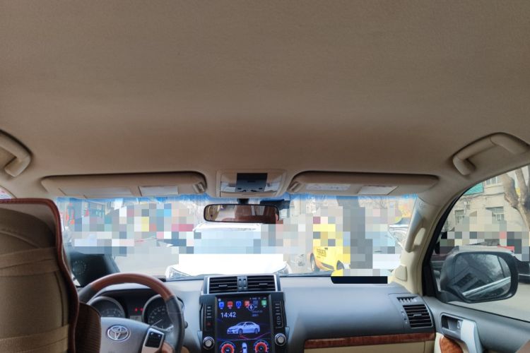 Used Toyota Prado 2014 2.7L Middle East Version Parallel Import