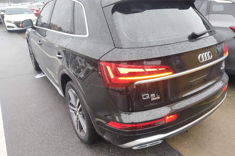 Used Audi Q5L 2022 40T Luxury Dynamic Model