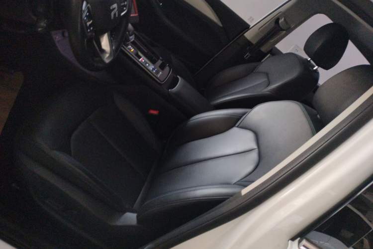 Used Rising ER6 2020 620 km Smart Edition
