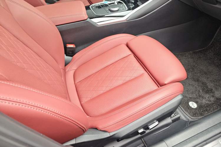 Used BMW i3 2024 eDrive 35 L Right Front Seat