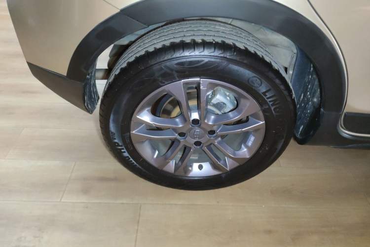 Used Geely Auto Vision X3 2020 1.5L CVT Luxury Model
