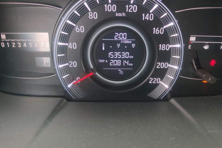 Used Honda Odyssey 2015 2.4L Smart Edition Odometer Close Up