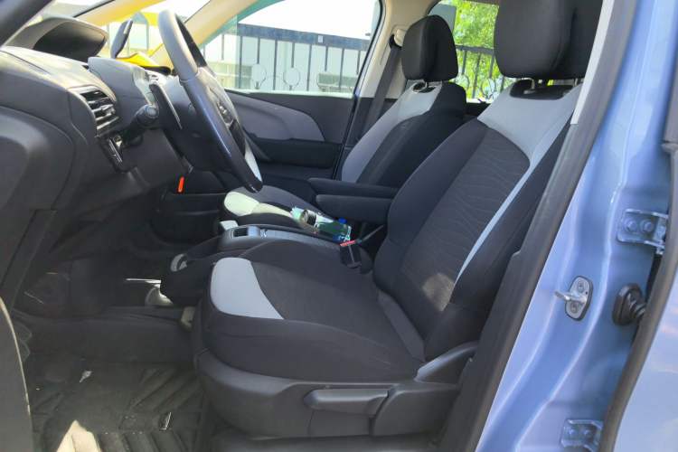 Used Citroen C4 Picasso 2015 Grand 1.6T Fashion Model 7 Seats Left Front Seat