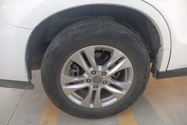 Used Haval M6 2018 1.5T Manual Two-Wheel Drive Elite Model Exterior 5