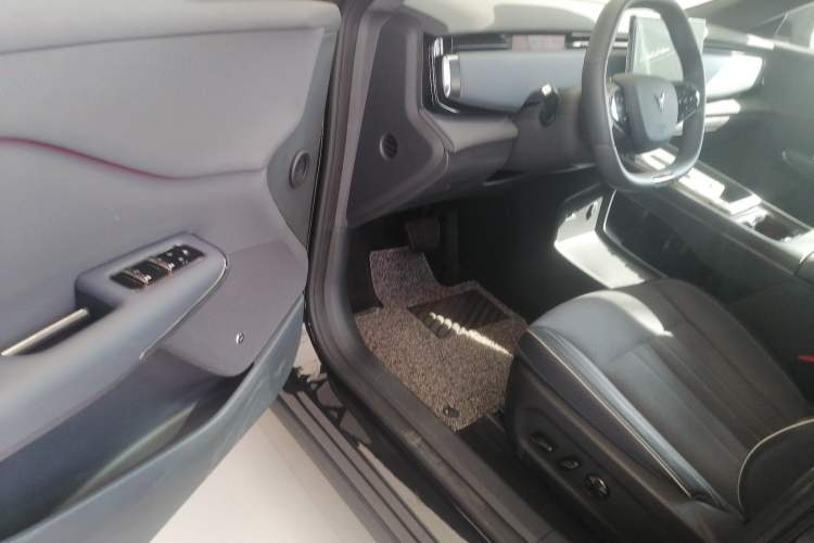 Used VOYAH COURAGE 2024 Four-Wheel Drive Global Edition