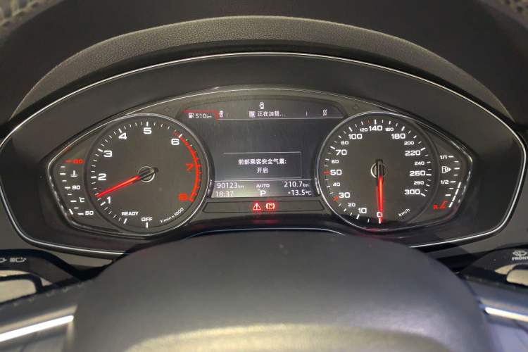 Used Audi Q5L 2018 40 TFSI Prestige Edition China VI Emission Standard
