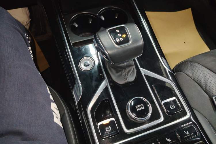 Used Hongqi HS5 2022 2.0T Smart Connect Flagship All-Wheel-Drive Version