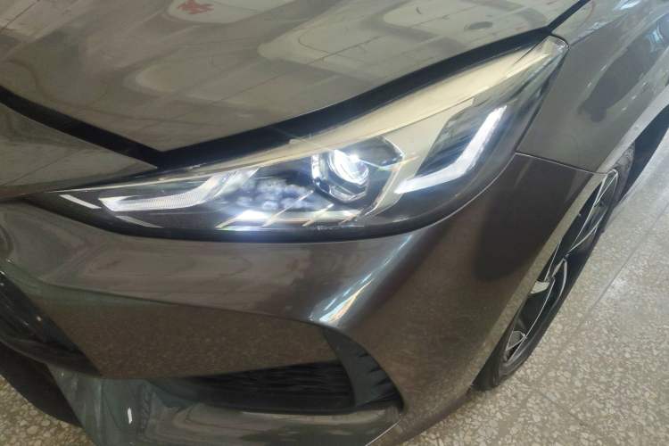 Used MG 5 2021 Revised 300TGI DCT Qingshè Luxurious Enjoyment Edition