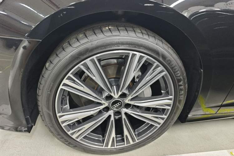 Used Audi A6L 2025 Revised 45 TFSI Prestige Dynamic Edition
