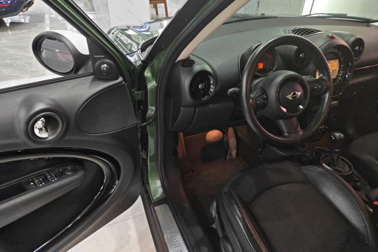 Used MINI Countryman 2016 1.6T COOPER ALL4 Fun Equipment Enthusiast
