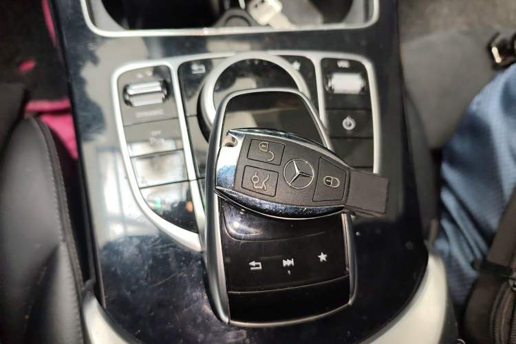 Used Mercedes-Benz C-Class 2017 Restyled C 200 Sport Edition