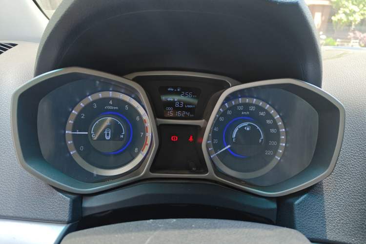 Used JAC Group Refine S3 2014 1.5L Manual Luxury Smart Model
