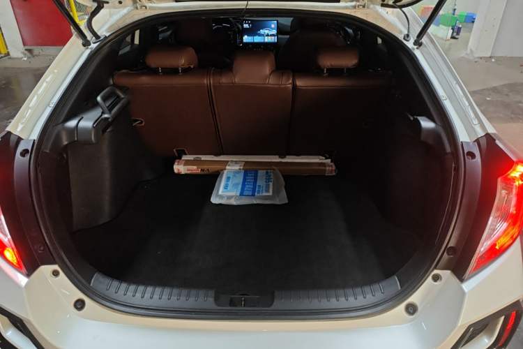 Used Honda Civic 2021 HATCHBACK 220TURBO CVT Trendy Cool Edition