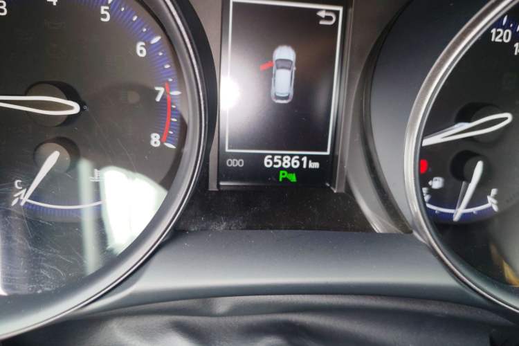 Used Toyota C-HR 2018 2.0L Elite Edition China V standard Odometer Close Up