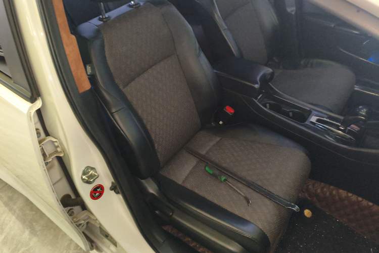 Used Honda Jade 2017 1.8L automatic Comfort version 5 seats