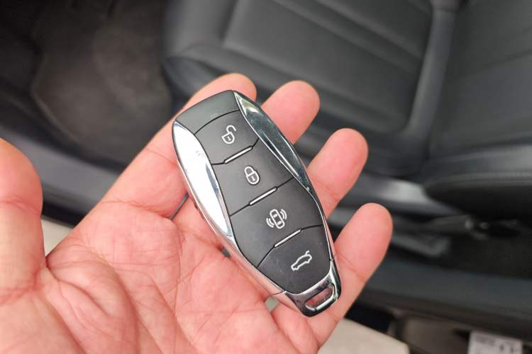 Used Hongqi HS3 PHEV 2024 PHEV 115km Jingwei Edition