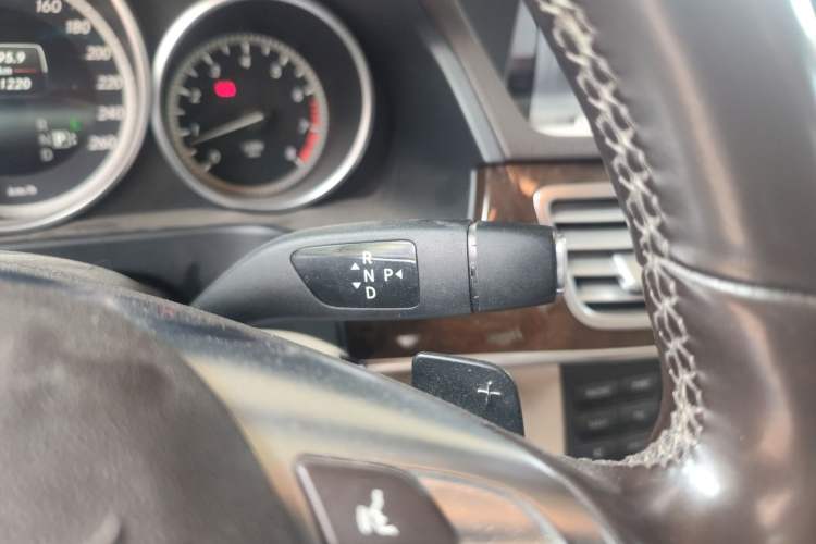 Used Mercedes-Benz E-Class 2015 E 200 L
