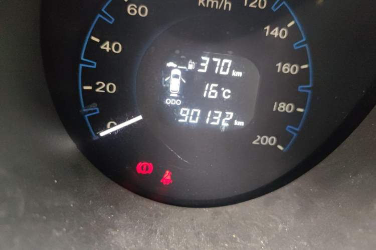 Used Oshan CX70 2016 1.6L Manual Luxury Model
